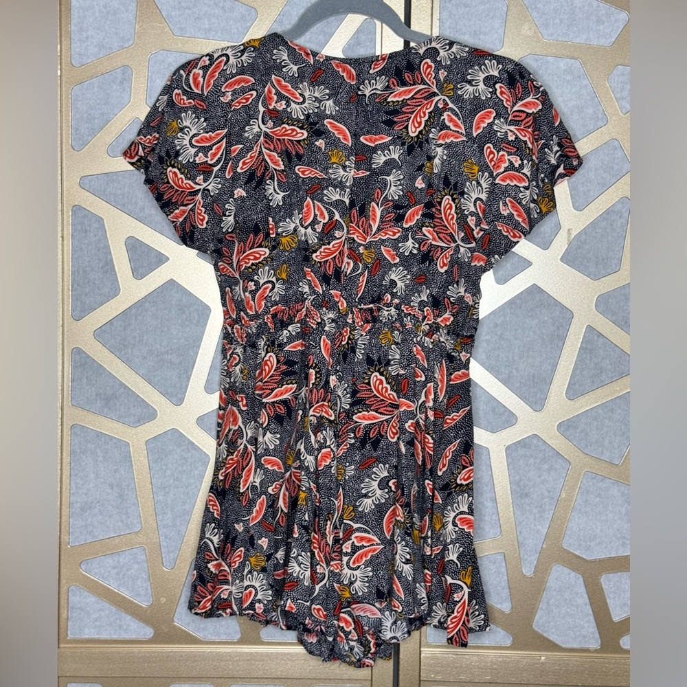 Lulus Floral Swirl Tie-Front Romper Lightweight Flowy Size M - Picture 3 of 6
